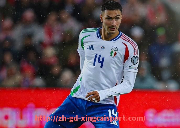 杏彩体育-世俱杯比赛精彩瞬间剪辑及亮点解读